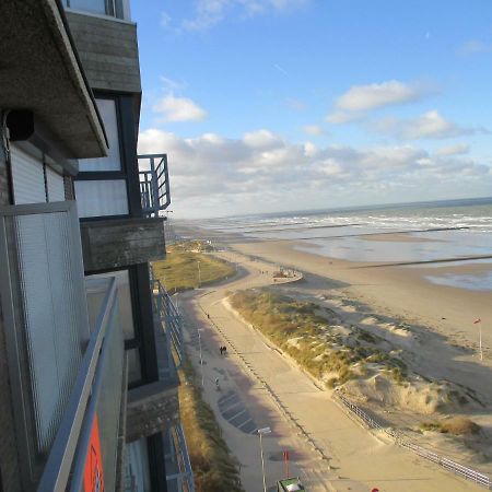 Studio On The Beach With Sea View ミデルケルケ エクステリア 写真